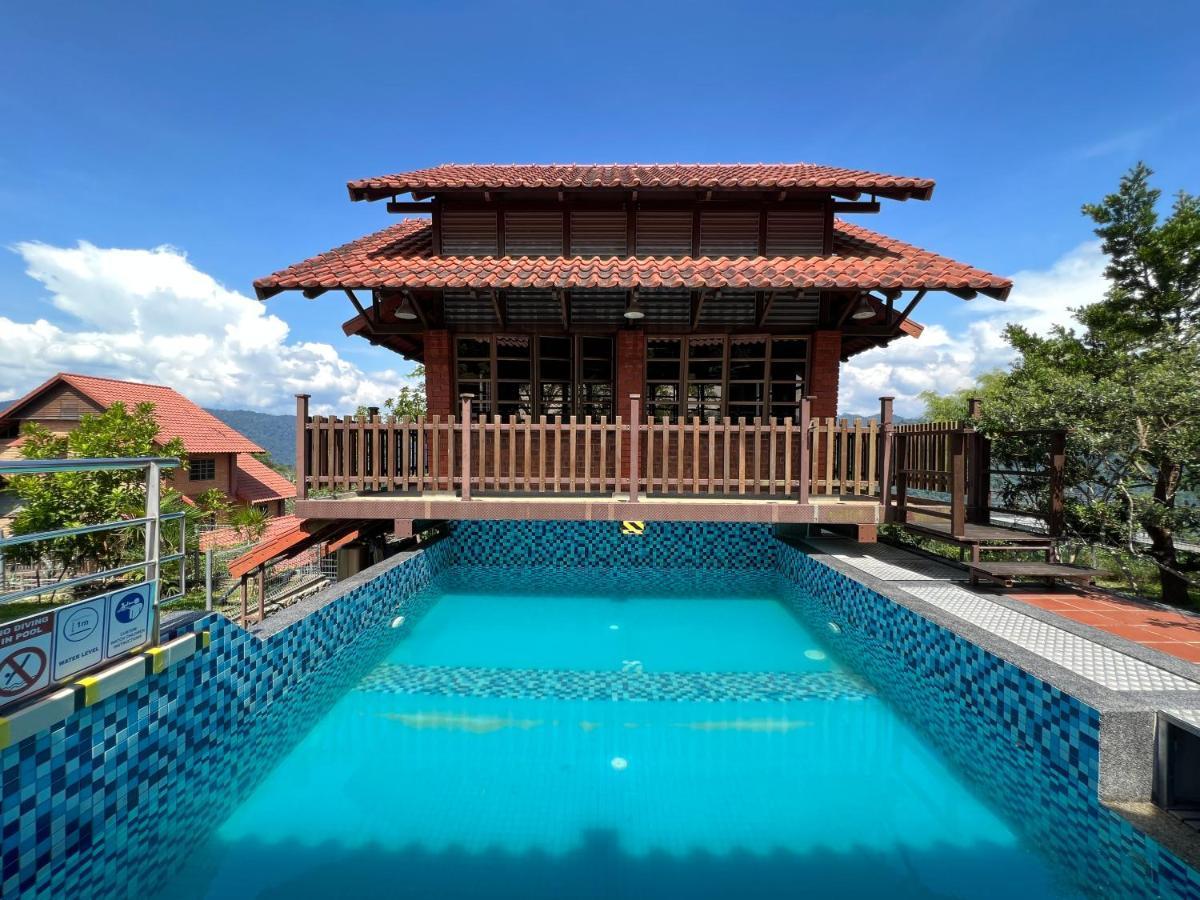 Red House The Garden Stay In Bukit Tinggi By Play Bentong Kültér fotó